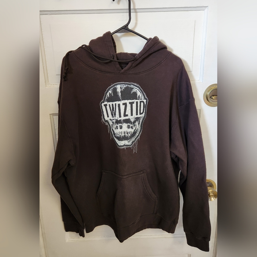 Twiztud Band Hoodie Size 2XL